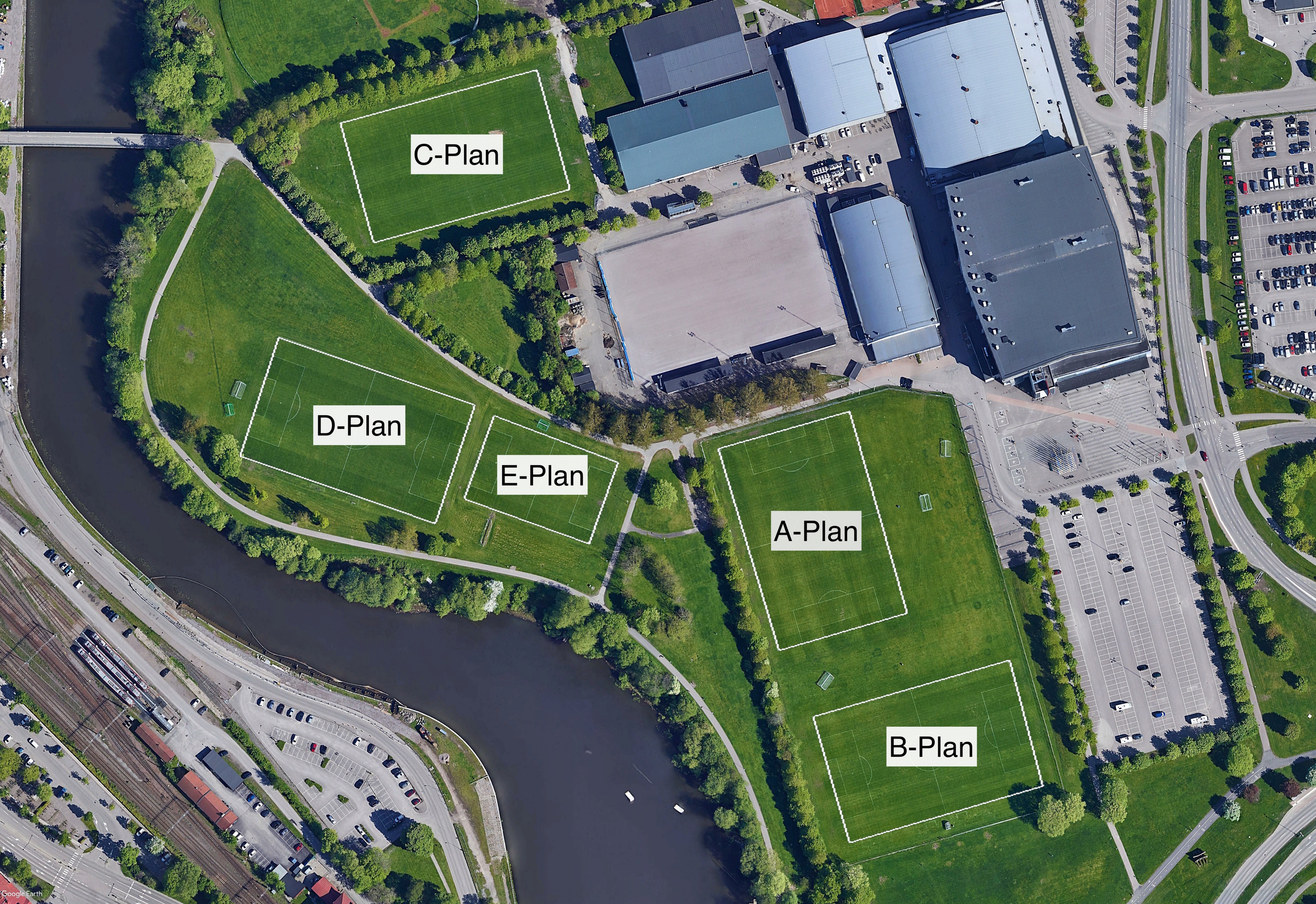 Flygfoto över Stångebrofältet