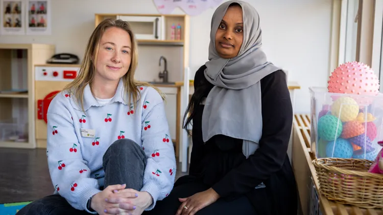 Två förskollärare på förskolan