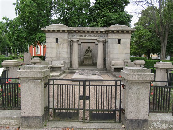 Jonn O Nilsons gravplats och mausoleum