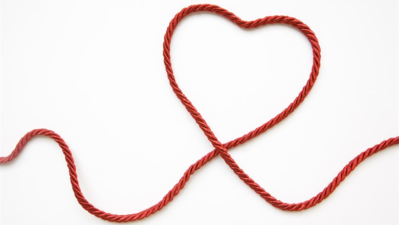 En tråd formar ett hjärta
